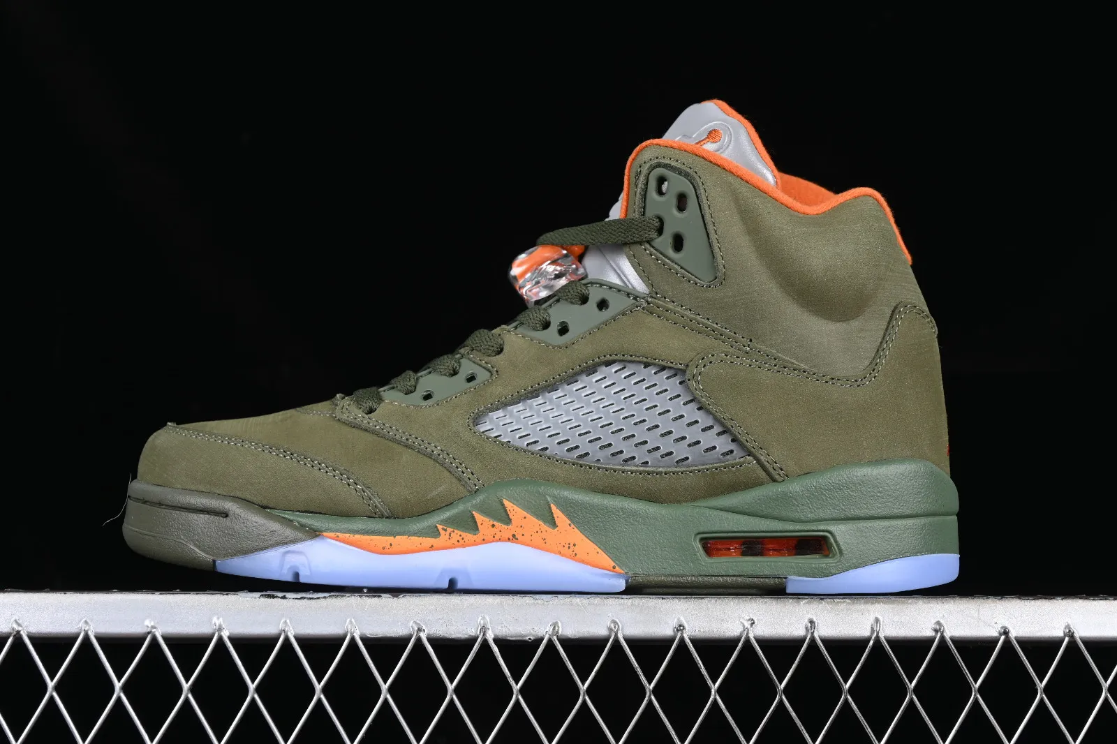 Air Jordan 5 Retro Army Olive Solar Orange DD0587-308