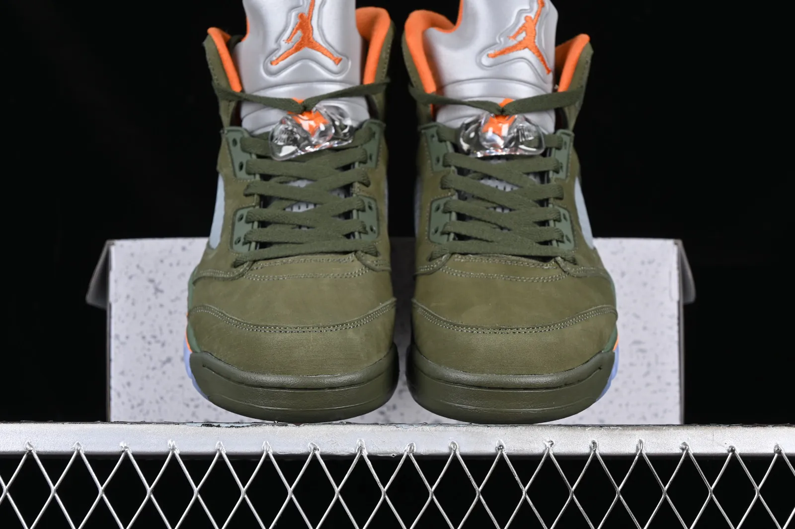 Air Jordan 5 Retro Army Olive Solar Orange DD0587-308