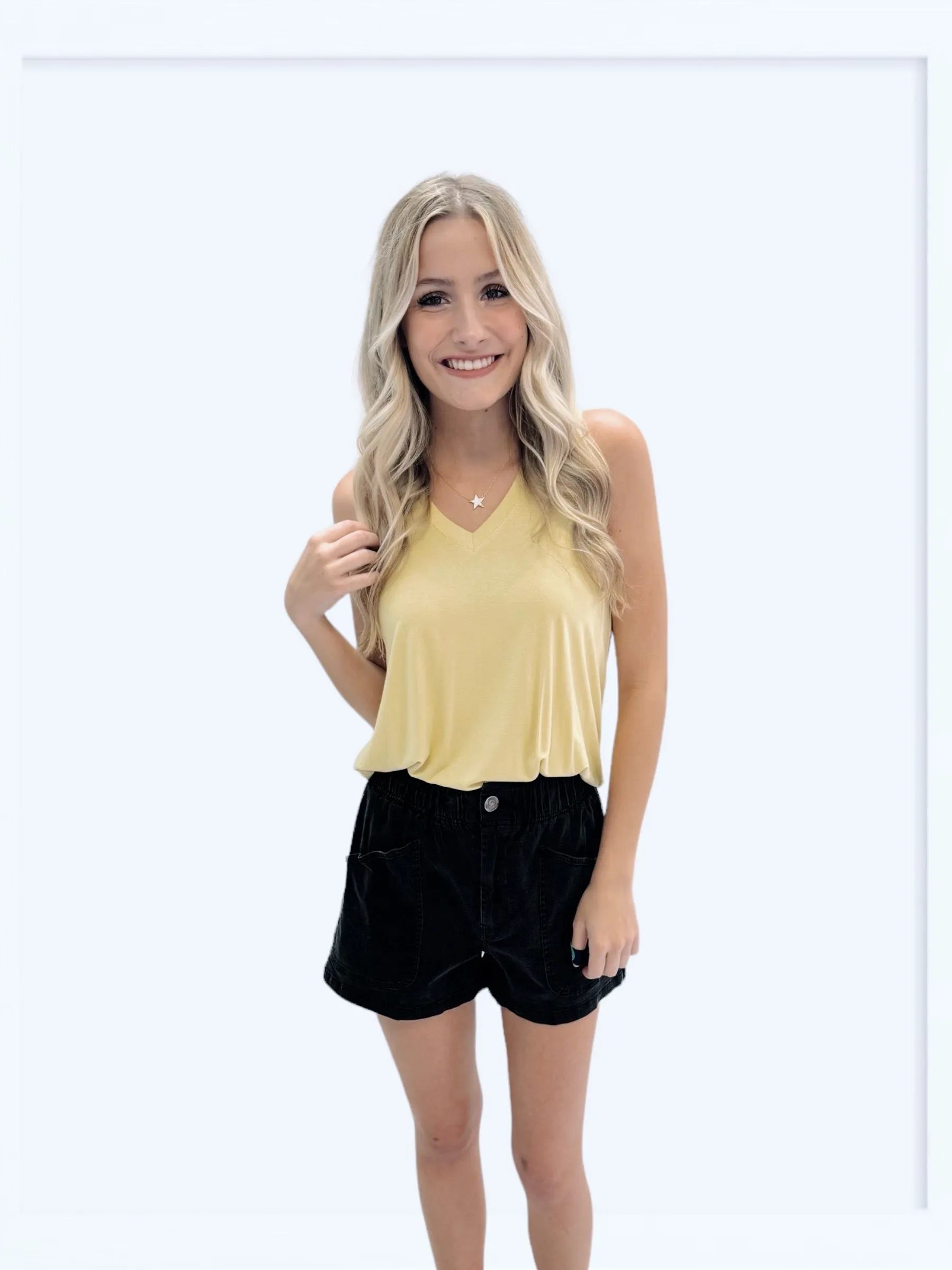 Baylee High-Waisted Shorts