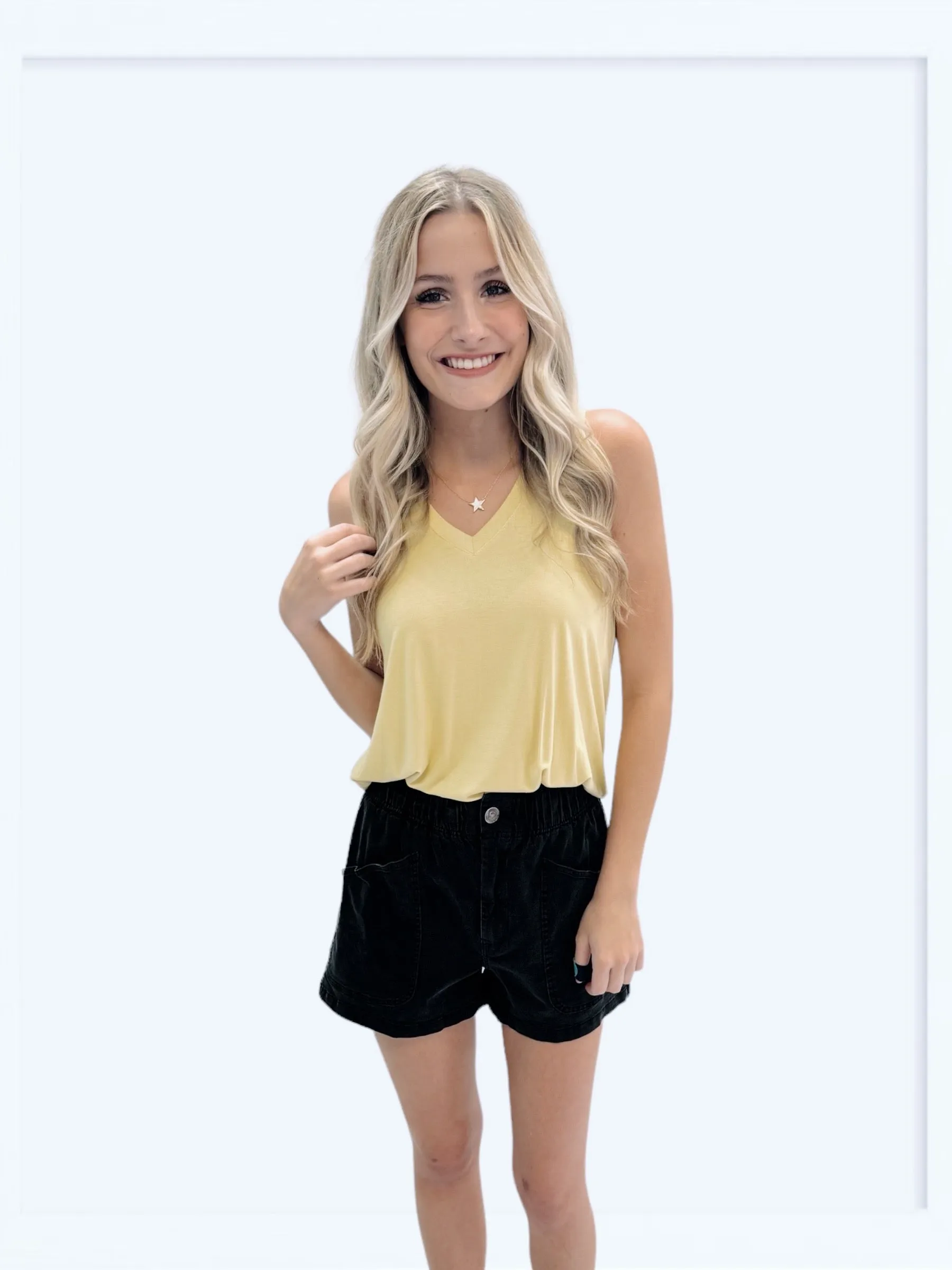 Baylee High-Waisted Shorts