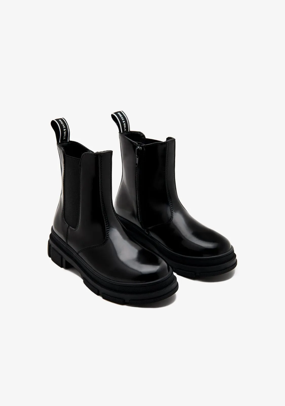 Black Chelsea Boots B&W