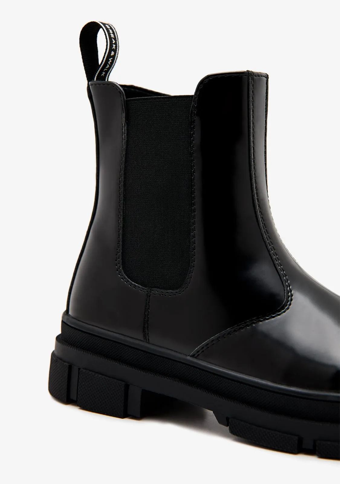 Black Chelsea Boots B&W