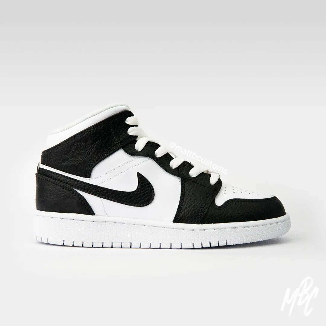 Black OG Colourway - Jordan 1 Mid | UK 3