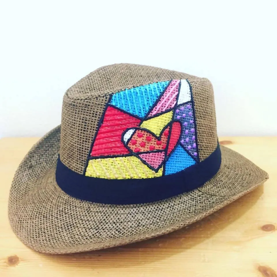 Hat - Heart pop up art - brown base