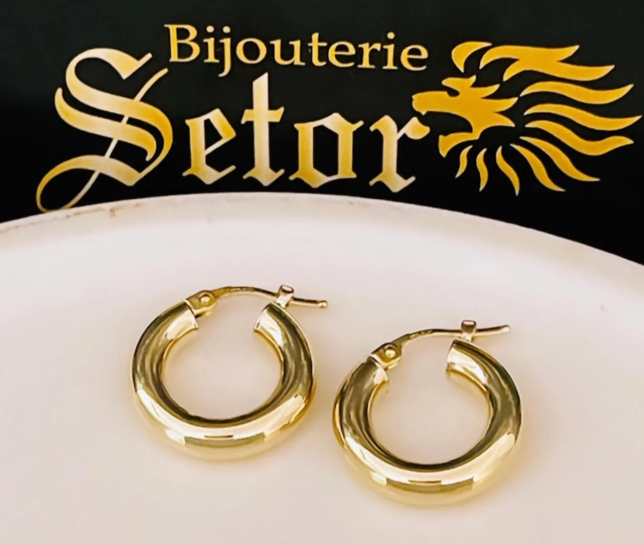 High polish hoop earrings