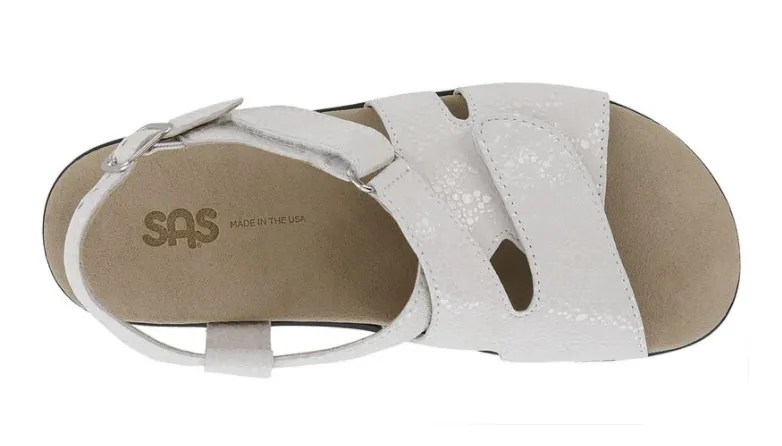 Huggy Cross Strap Sandal Vanilla