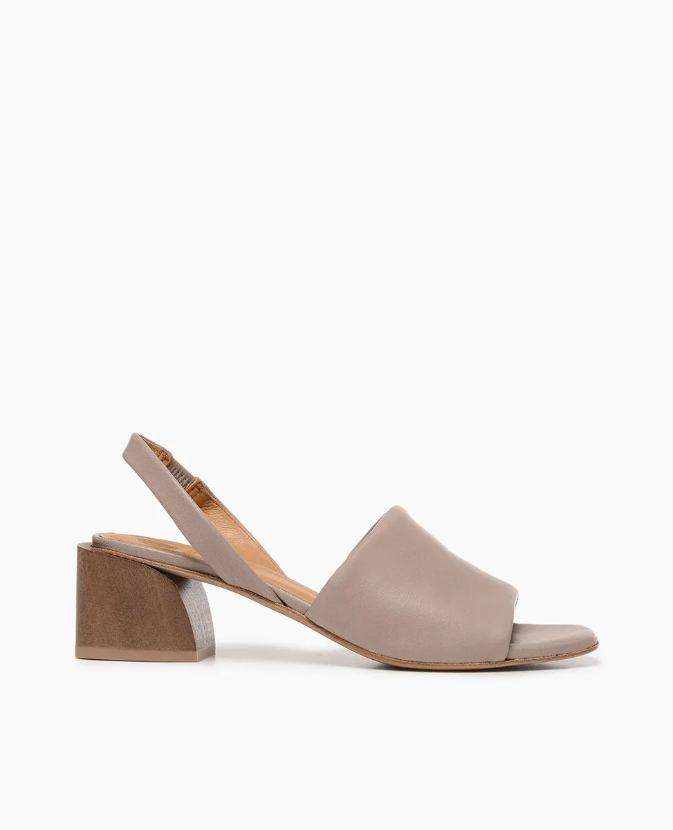 Okolo Sandal