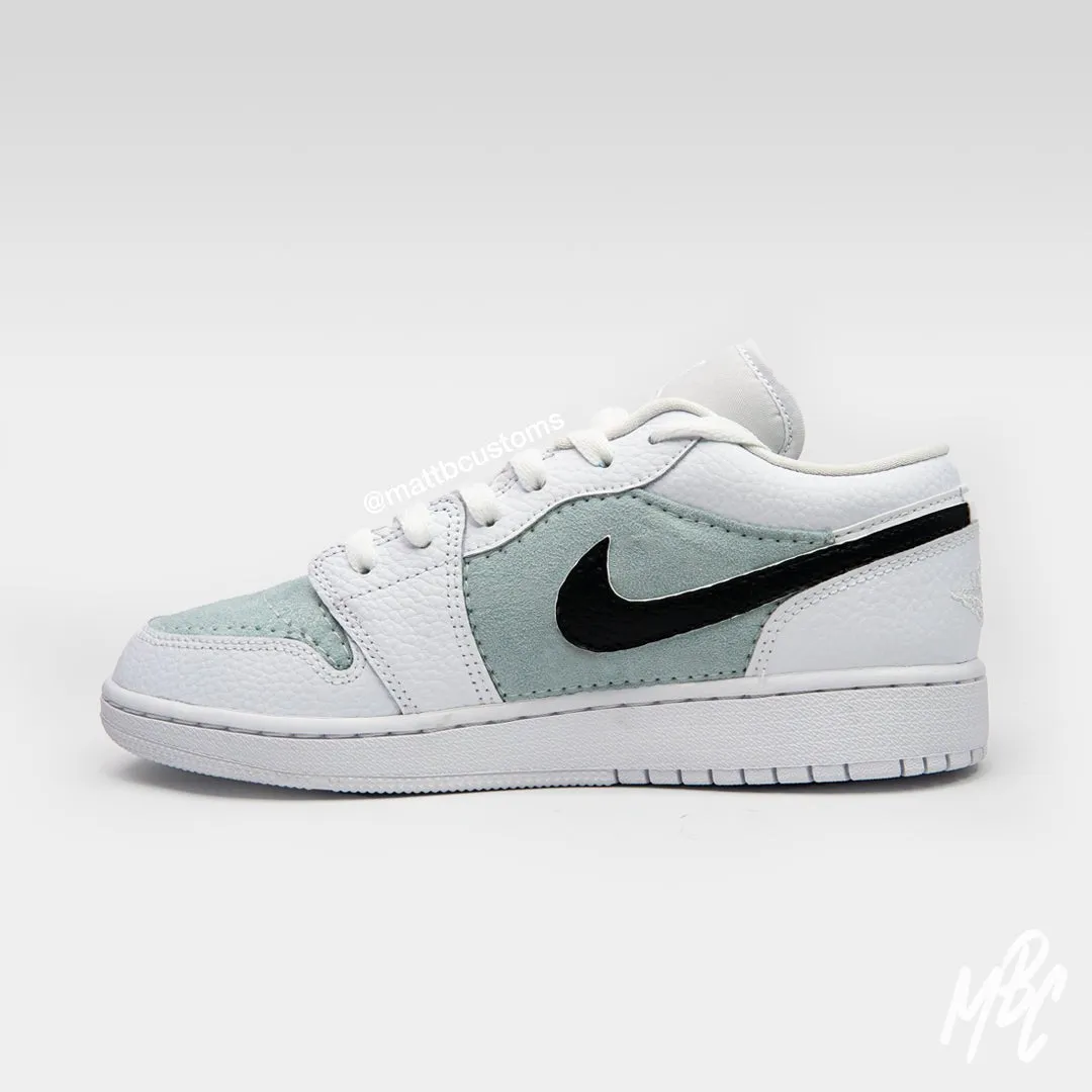 Powder Blue Suede Reverse Swoosh - Jordan 1 Low | UK 5.5