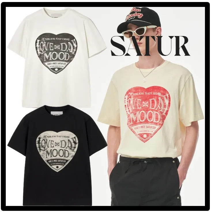 SATUR  |Unisex Street Style Logo T-Shirts