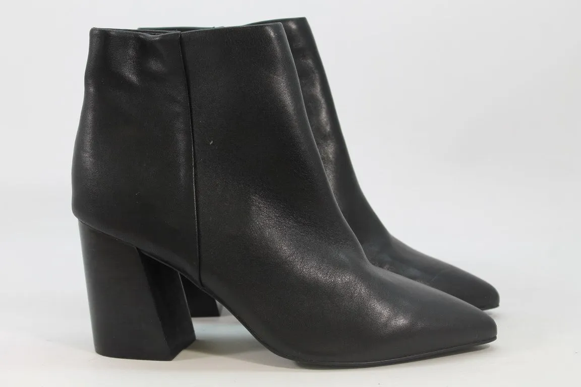 Steve Madden Cashew Women's Black Boots 10M(ZAP12889)