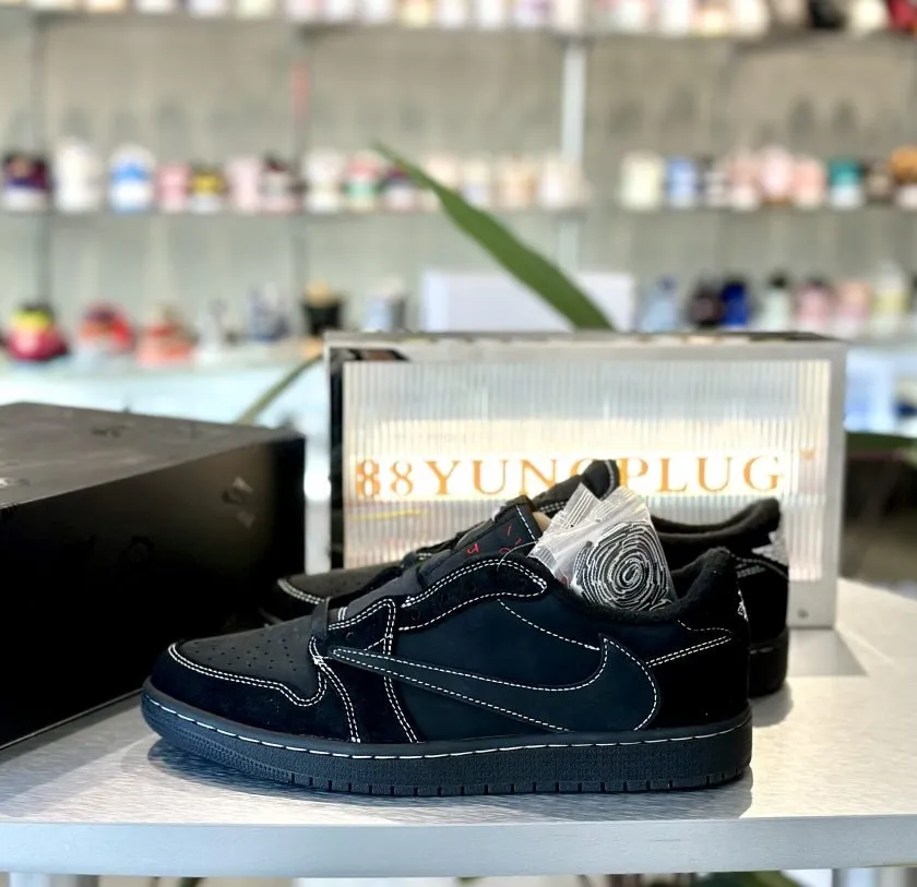 Travis Scott x Air Jordan 1 Low Black Phantom 