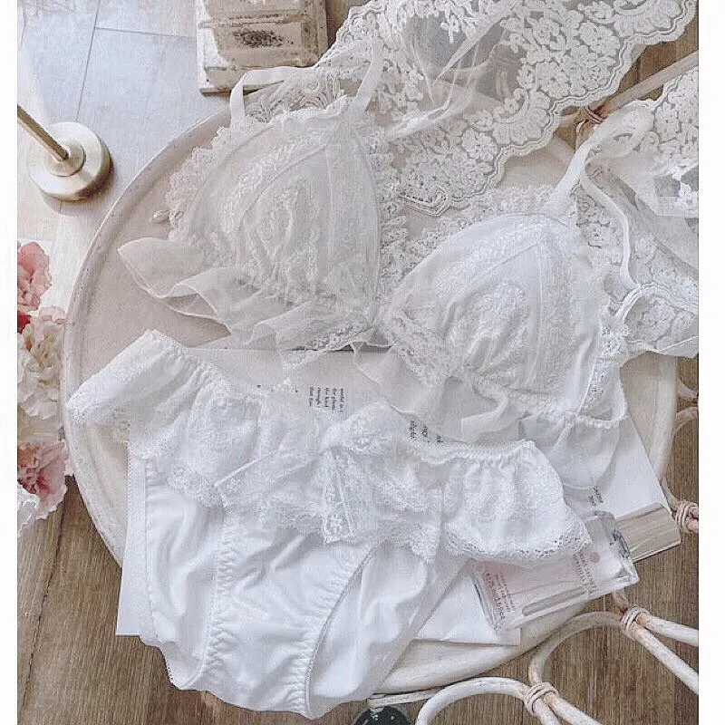 White Lace 2-piece Ruffle Lolita Nymphet Lingerie Set